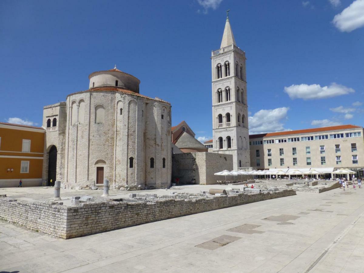 Centroom Zadar Eksteriør bilde